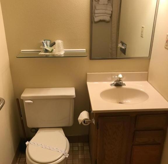 Exxon Quik Stop & Motel