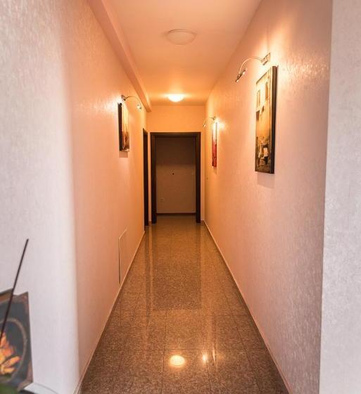 Family Hotel Pak Tam