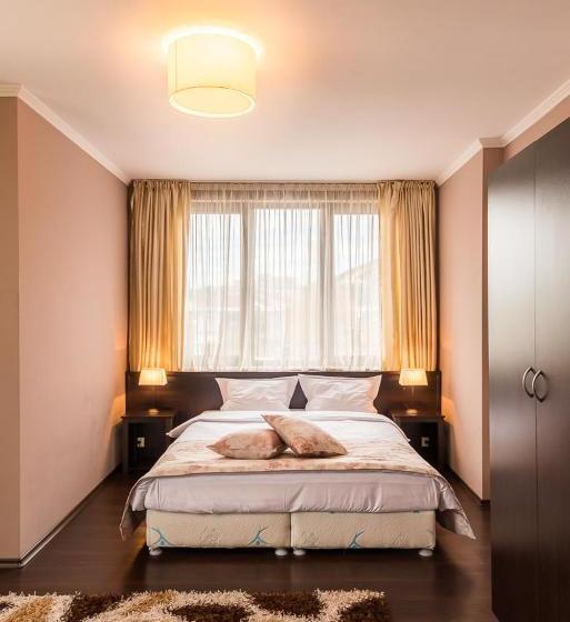 Family Hotel Pak Tam