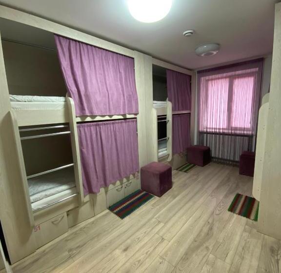 Hostel Zolota Nyva