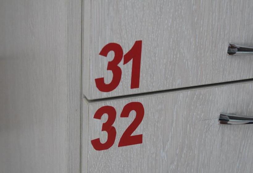 Hostel Zolota Nyva