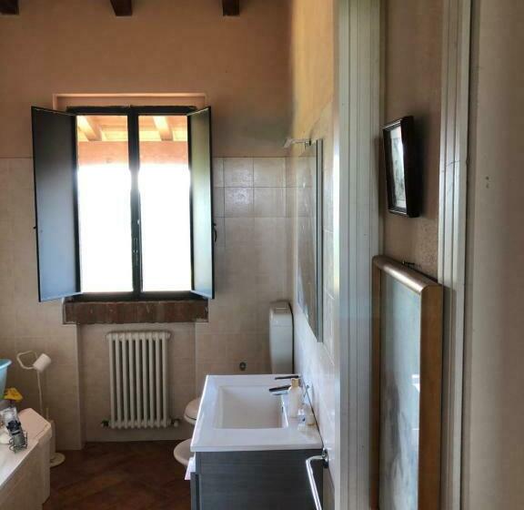 فندق Agriturismo La Collina Del Sole