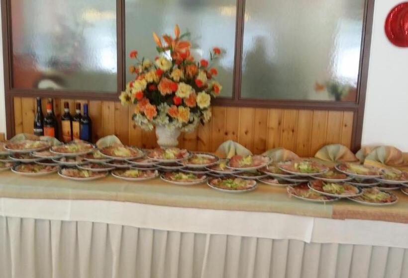 호텔 Albergo Ristorante Pace