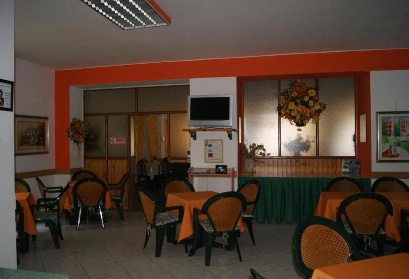 호텔 Albergo Ristorante Pace