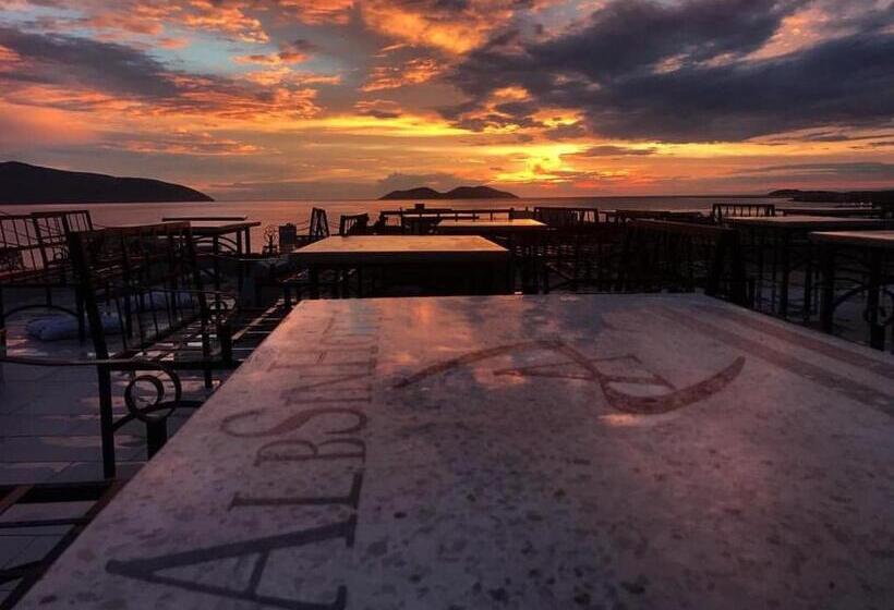 בית מלון כפרי Albsin