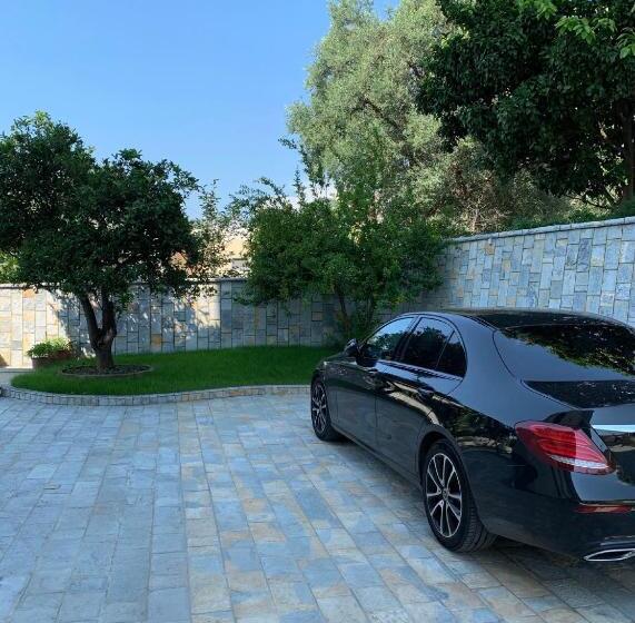 בית מלון כפרי Albsin