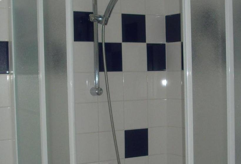 فندق Auberge Du Vieux Chateau