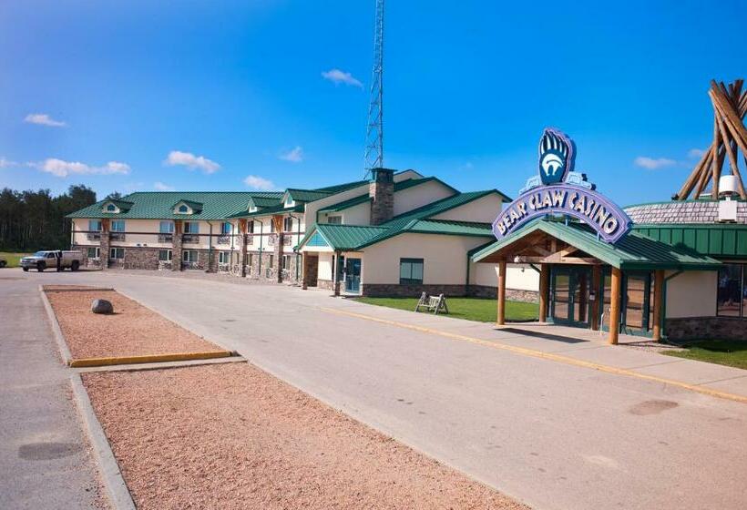فندق Bear Claw Casino &