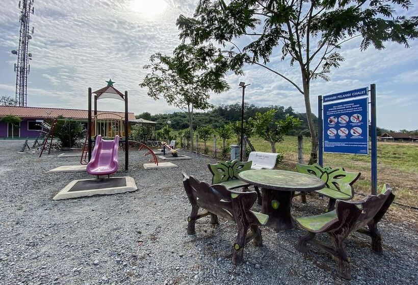 酒店 Capital O 90168 Serambi Pelangi Chalet