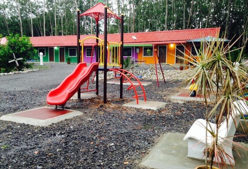 فندق Capital O 90168 Serambi Pelangi Chalet