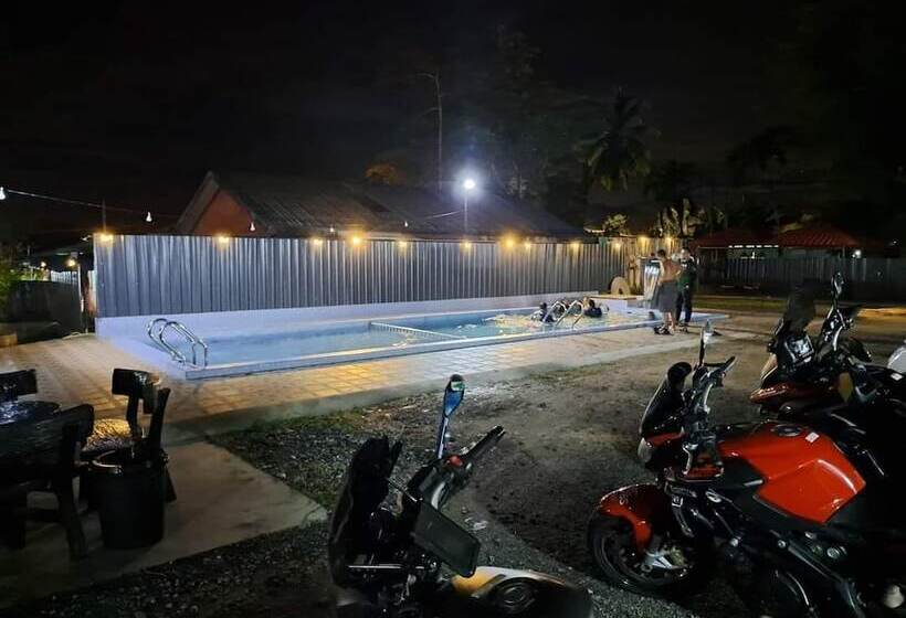 فندق Capital O 90168 Serambi Pelangi Chalet