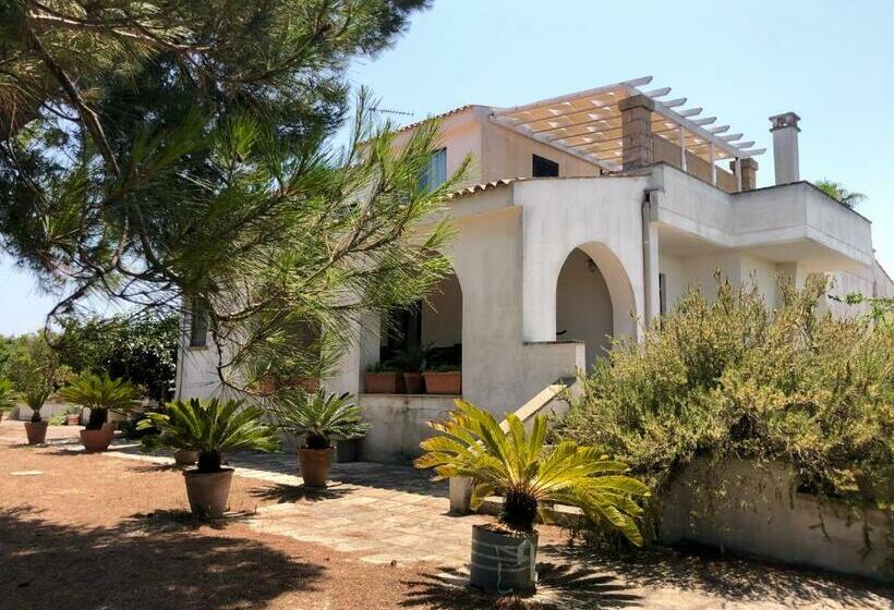 فندق Casale Calavita