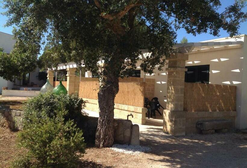 فندق Casale Calavita