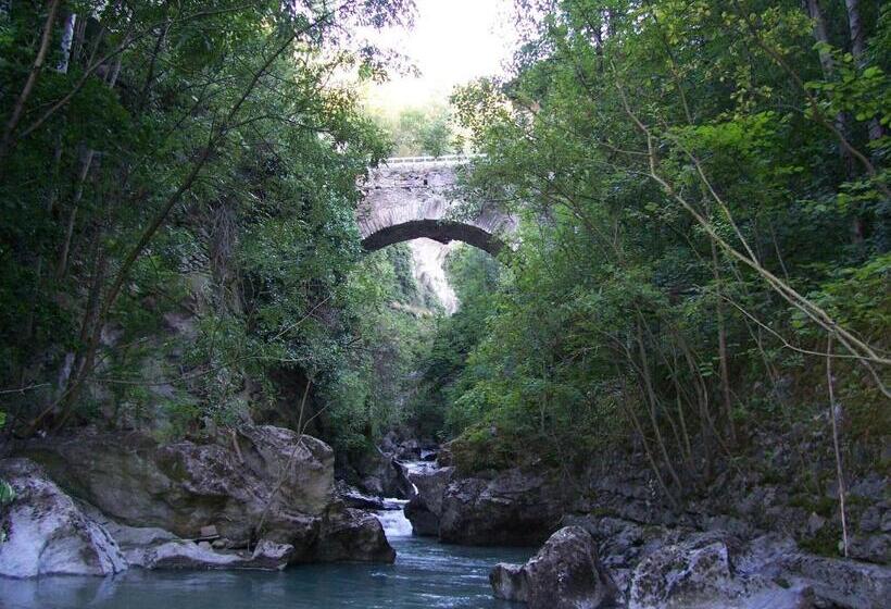 فندق Col Du Mont