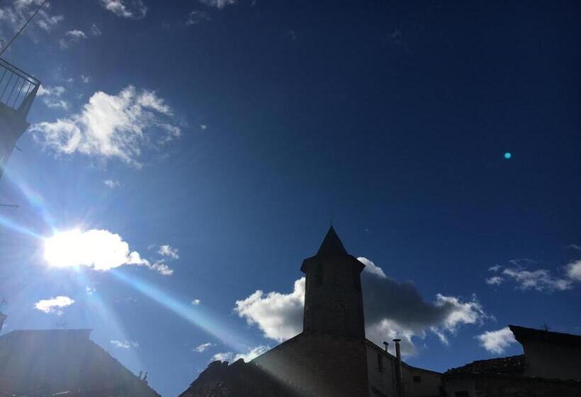 בית מלון כפרי Fonda Muntanya