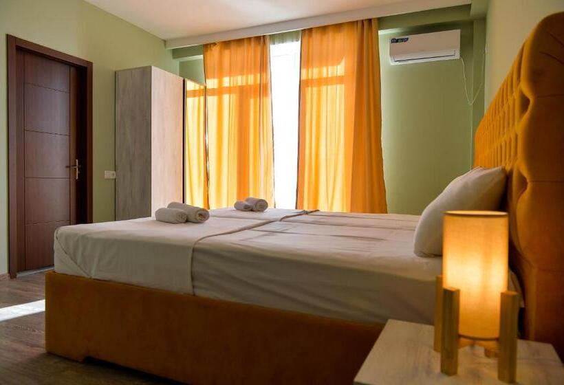 Hotel Four Seasons Riverside