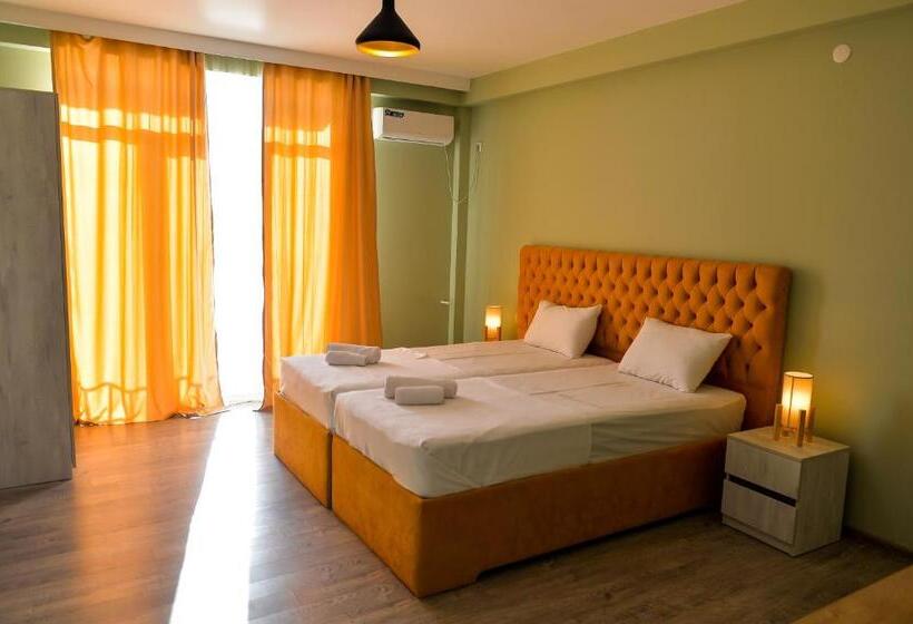 Hotel Four Seasons Riverside