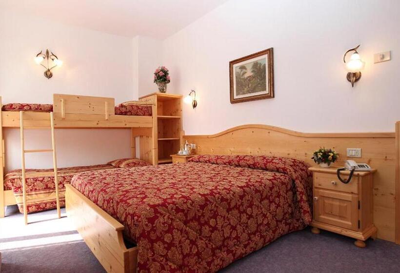 בית מלון כפרי Garnì Villanova