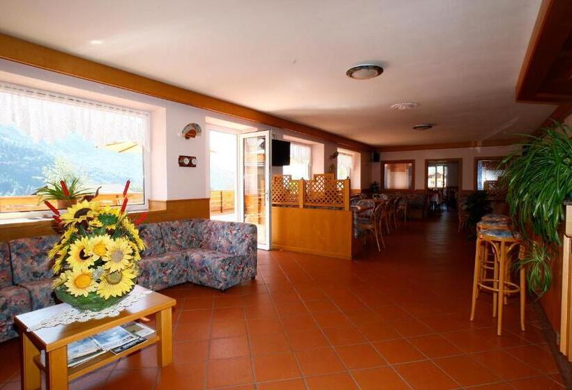 בית מלון כפרי Garnì Villanova