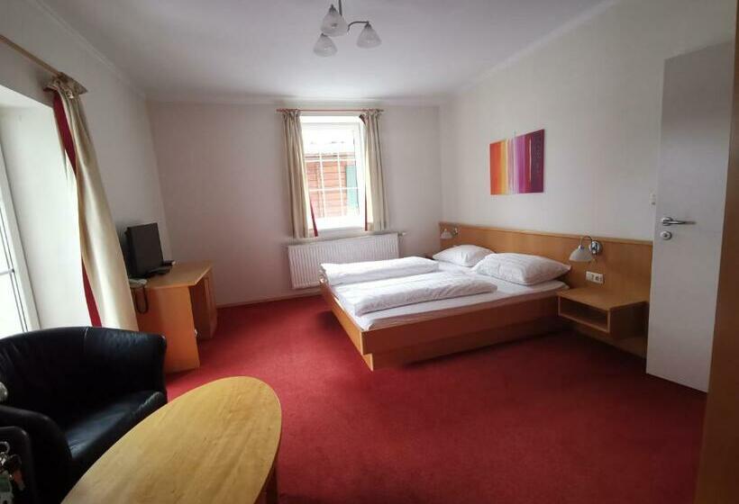 בית מלון כפרי Gasthof Zum Hirschen