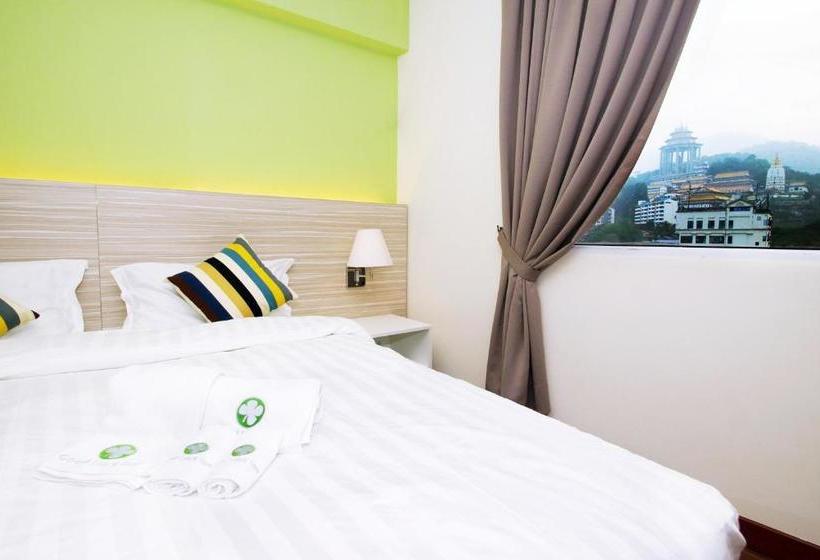 فندق Good Luck Inn