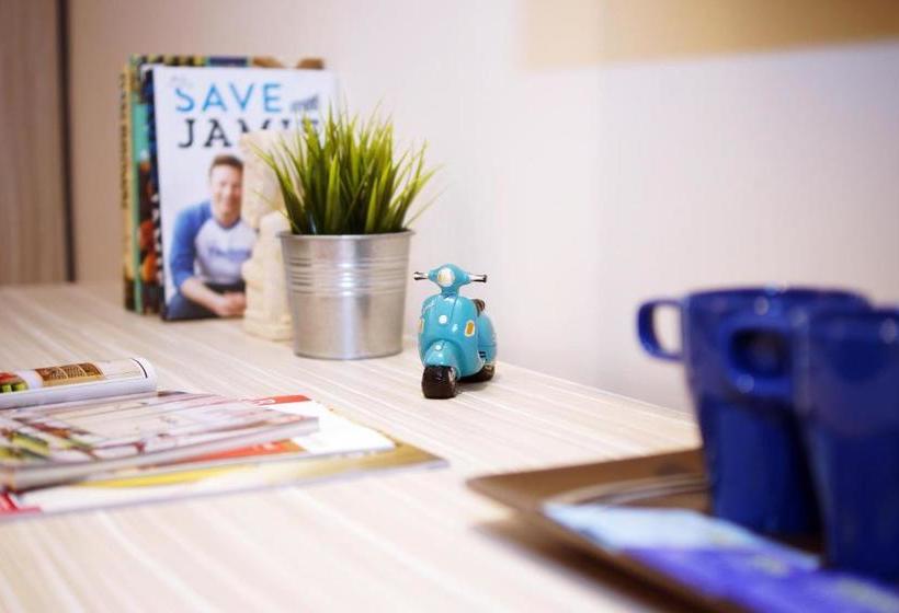 فندق Good Luck Inn