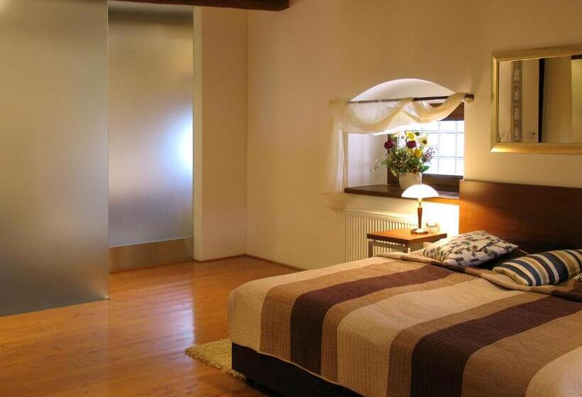 בית מלון כפרי Greensgate Golf And Leisure Resort