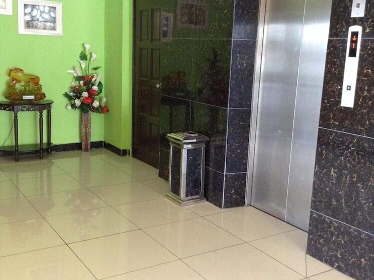 K Garden Hotel Bagan Serai