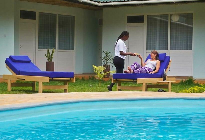 호텔 Karanga River Lodge