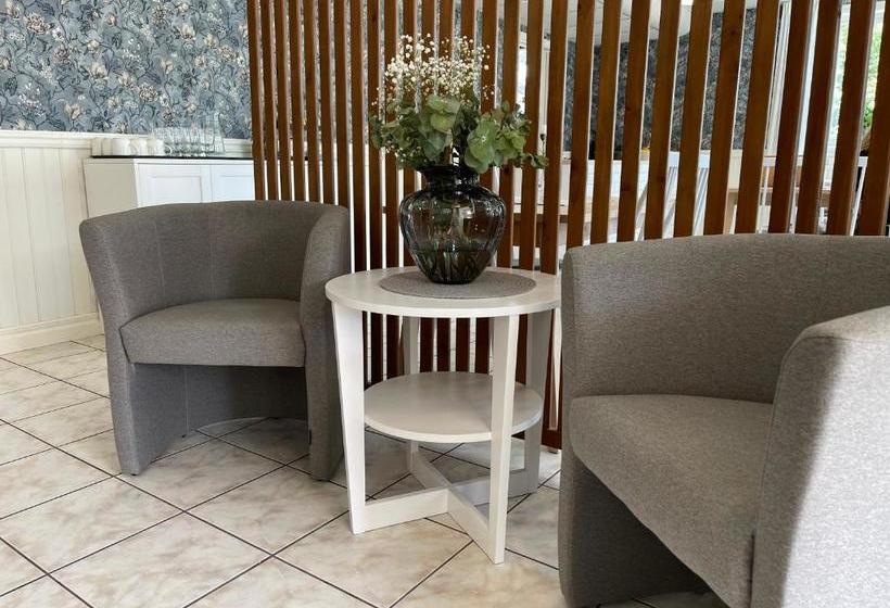 בית מלון כפרי L Luspen