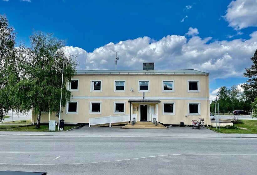 בית מלון כפרי L Luspen