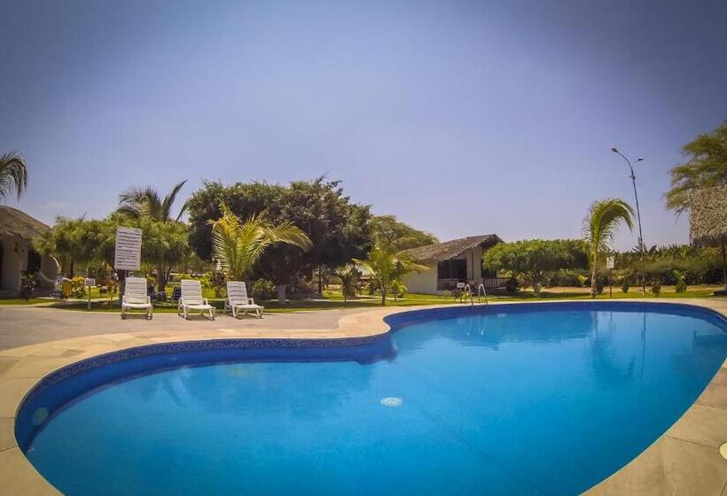 هتل La Choza Bungalows