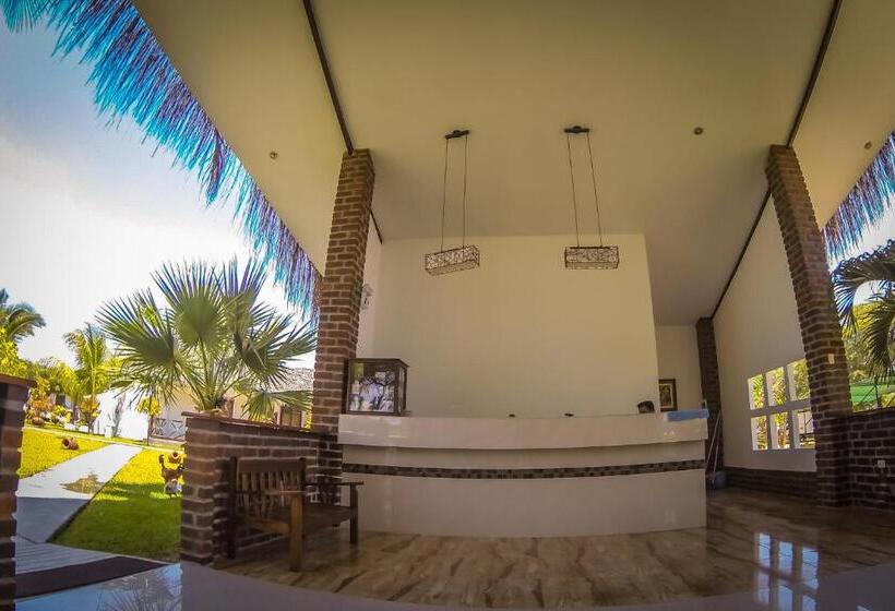 هتل La Choza Bungalows