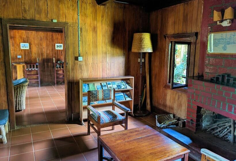 בית מלון כפרי Lawns