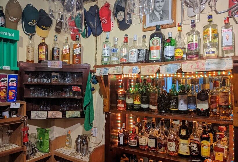 בית מלון כפרי Lawns