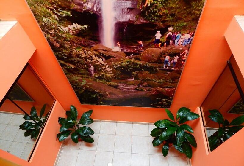 בית מלון כפרי Leito Inn