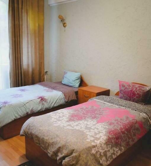 Отель Lisova Perlina