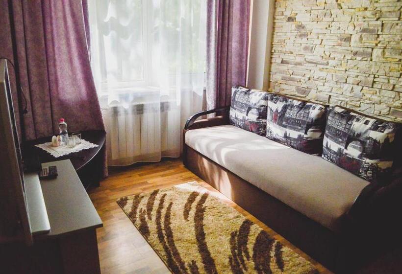 Отель Lisova Perlina