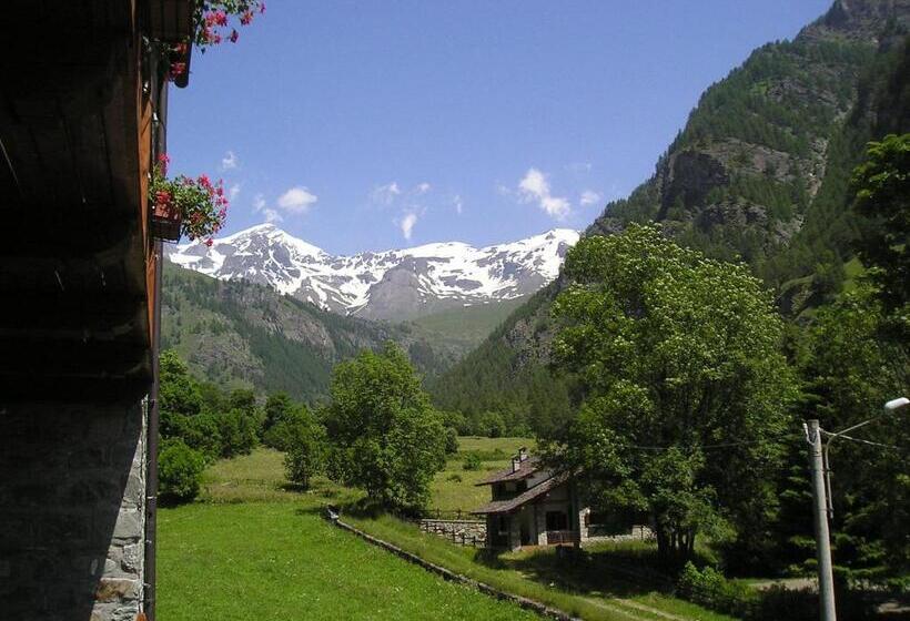 בית מלון כפרי Mont Gelé