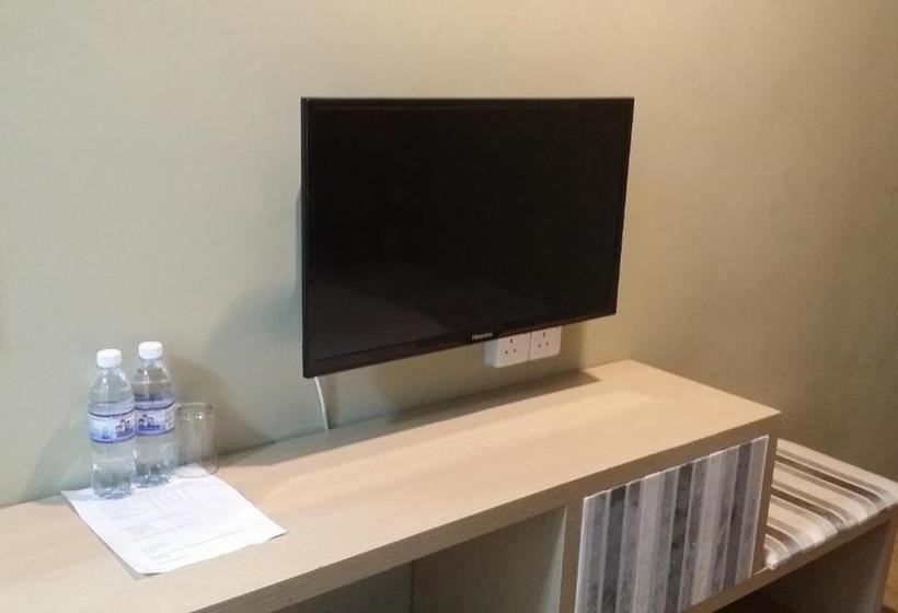 בית מלון כפרי Om