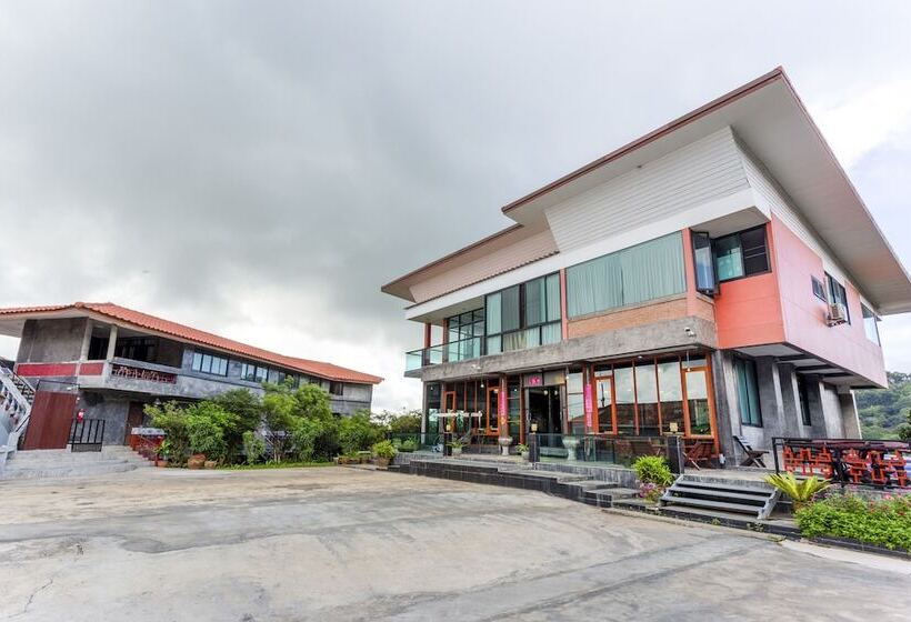 Отель Oyo 1012 Vintage Home