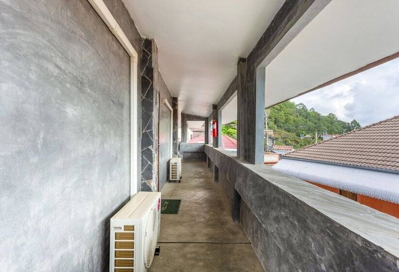 Отель Oyo 1012 Vintage Home