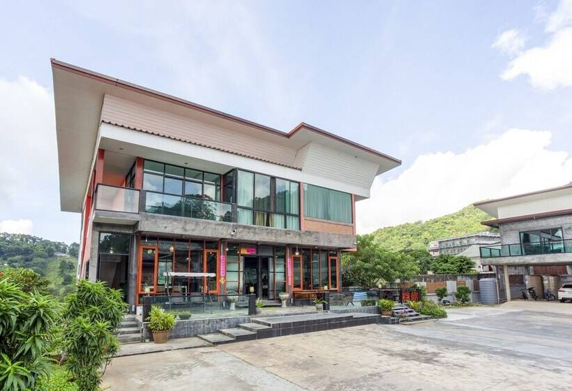 Отель Oyo 1012 Vintage Home