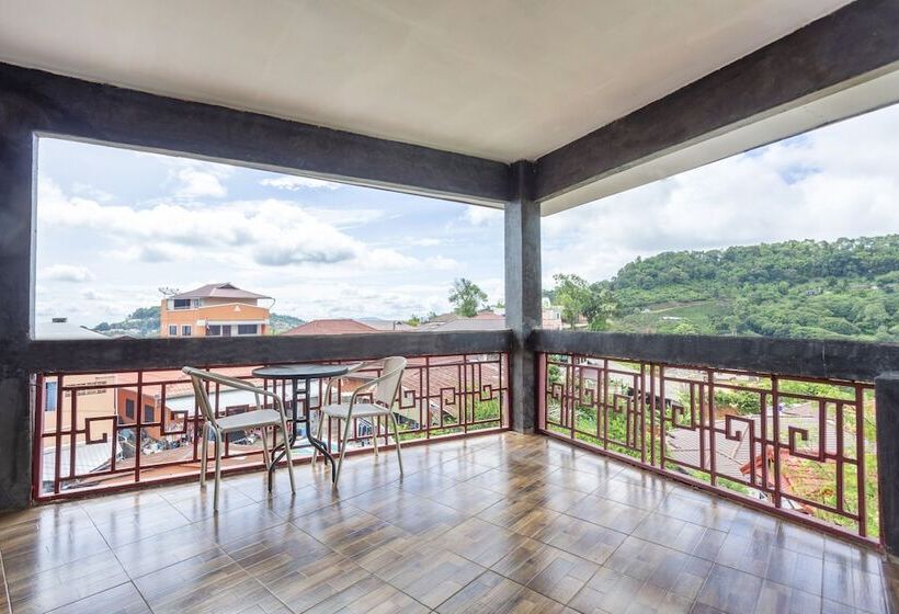 Отель Oyo 1012 Vintage Home