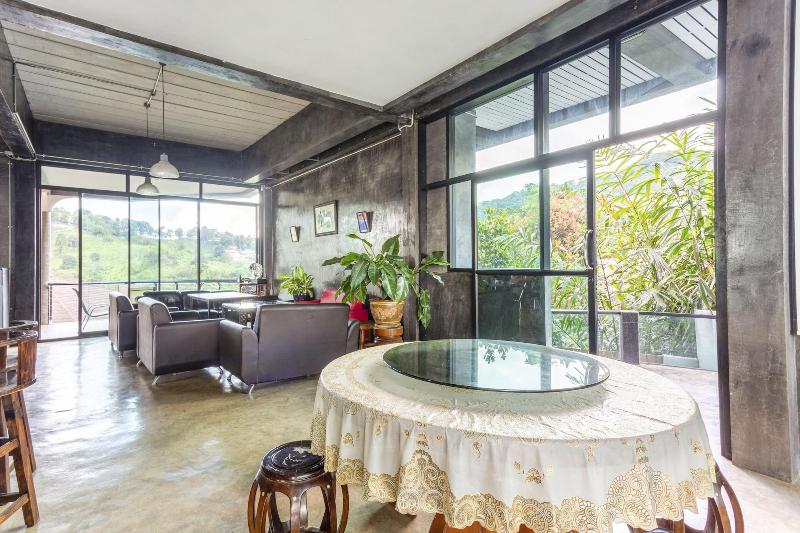 Отель Oyo 1012 Vintage Home