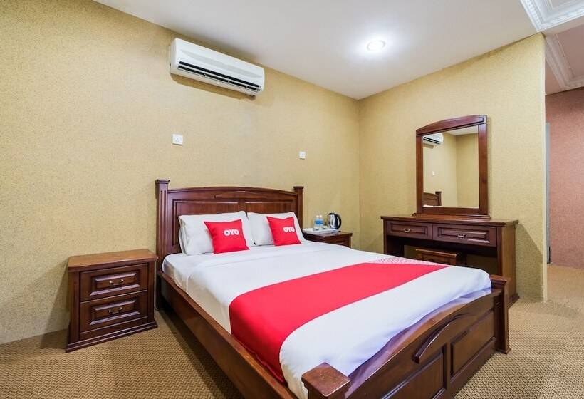 فندق Oyo 44033 Terap Inn Kuala Nerang