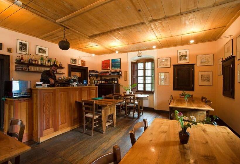 فندق Palazzo Gamboni Swiss Historic