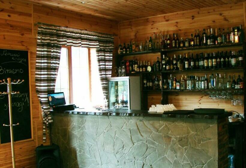 ホテル Pershyi Kordon Tourist Complex