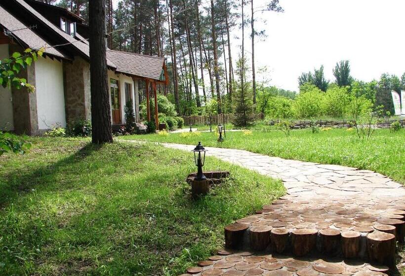 ホテル Pershyi Kordon Tourist Complex