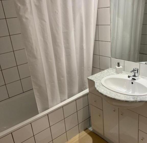 Отель Saint Hubert